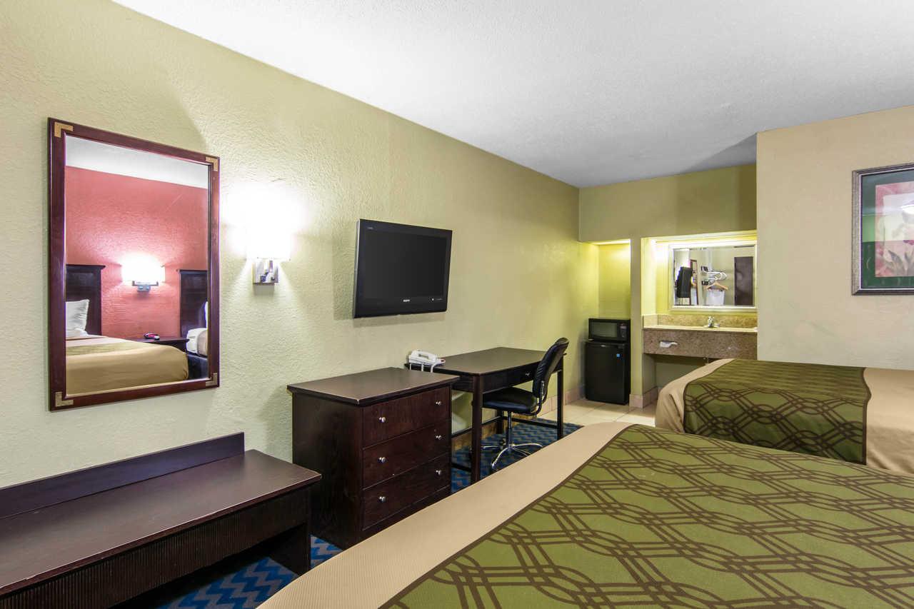 Econo Lodge Weldon - Roanoke Rapids Экстерьер фото