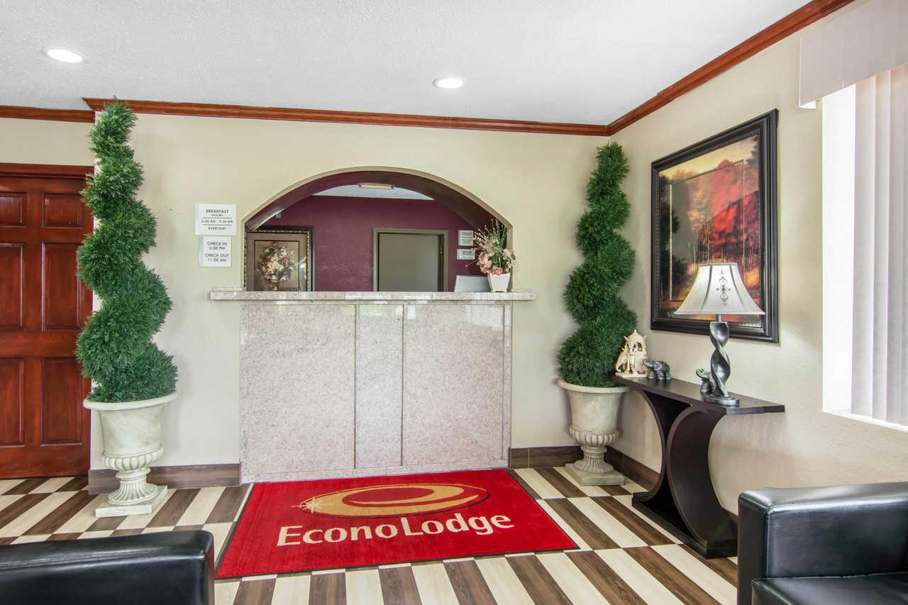 Econo Lodge Weldon - Roanoke Rapids Экстерьер фото